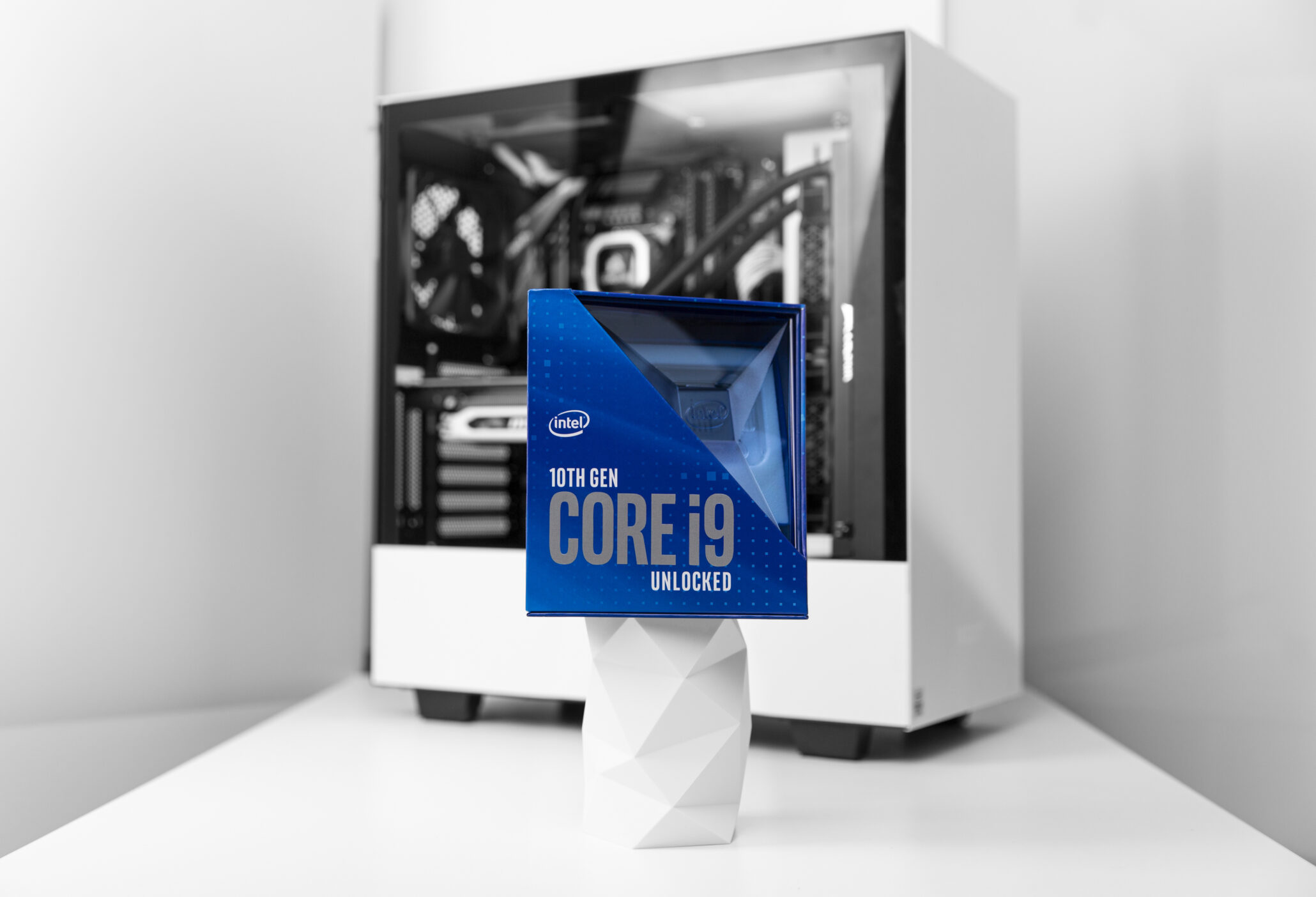 Chọn Intel I9 10900K giá phù hợp