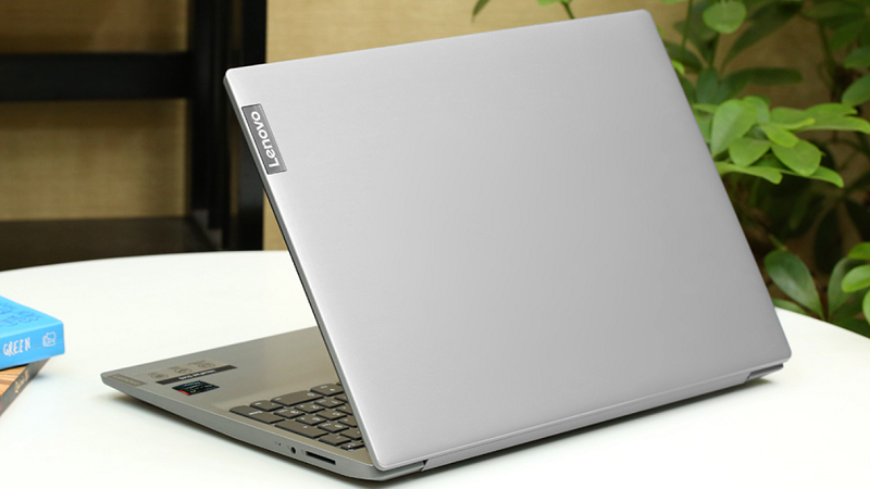 Mua laptop văn phòng ở đâu chất lượng, uy tín?